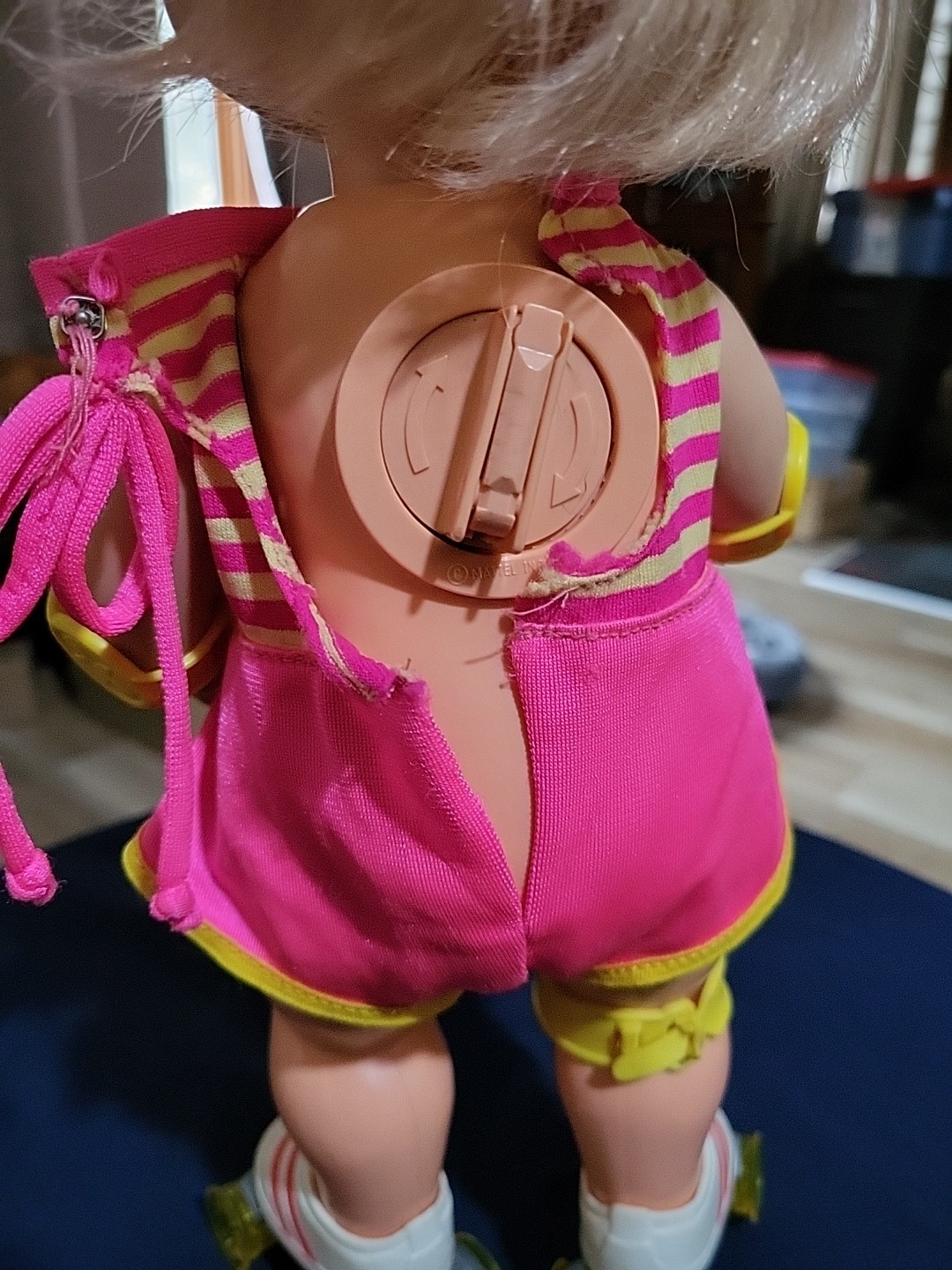 Vintage 1982 Baby Skates Rollerskating Wind Up Doll WORKS