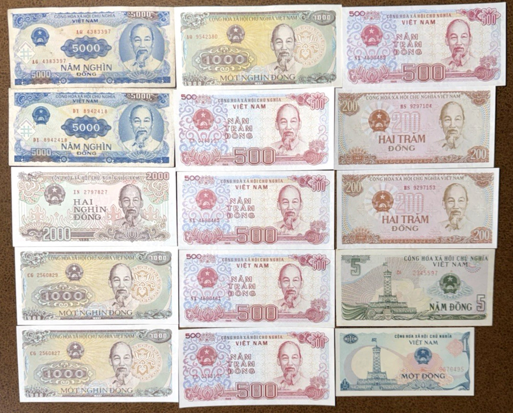 Vietnam 1 - 5000 Dong 15 Note Set 2 Separate Sets