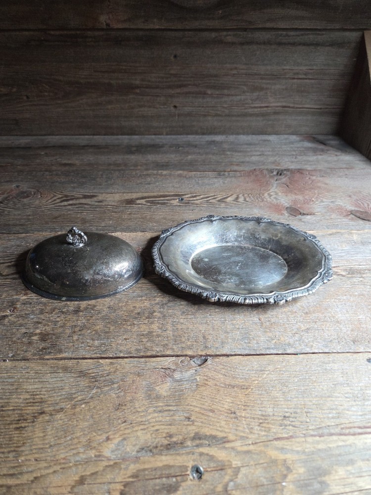 Vintage Sheridan Silver Plated Butter Dish