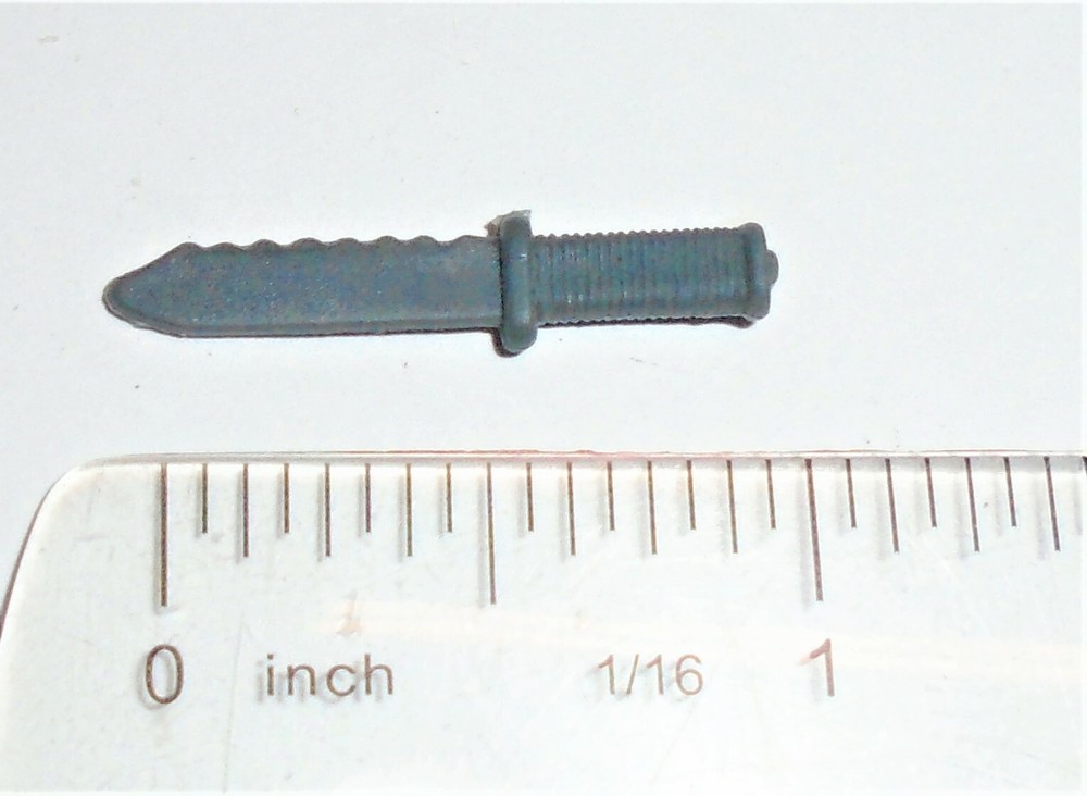 BIN D3 GI JOE Accessory           Gray Combat Knife / Dagger