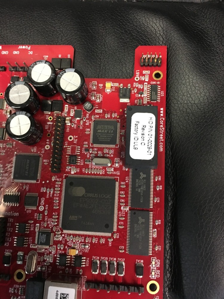 HID® pivCLASS™ Authentication Module (PAM) M2000