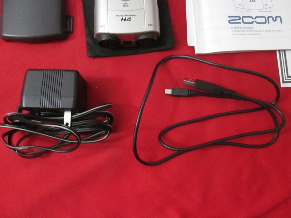 Zoom H4 Digital Recorder Complete w/ Box & Extras, Tested