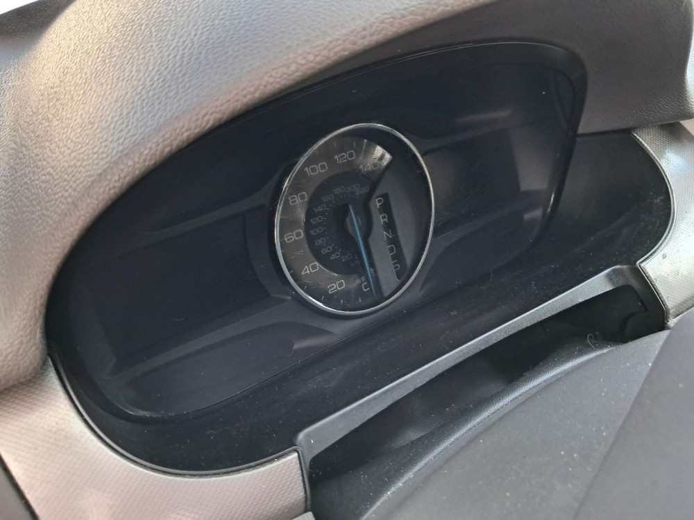 EDGE 2014 Glove Box 4860092