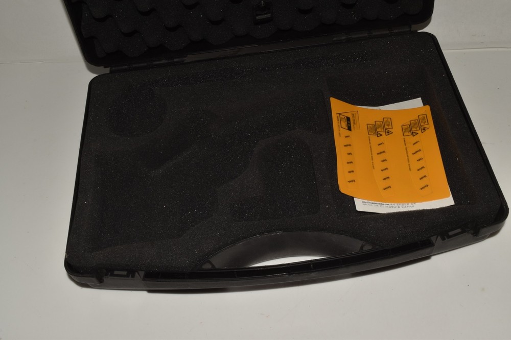 *LL* Fluke Hard Case for Precision Thermometer 572/574 (SRN5)