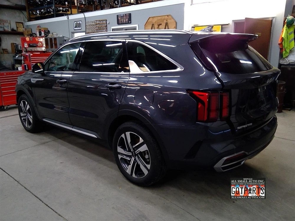 Camera/Projector Camera Front Windshield Mounted Fits 21-24 SORENTO 210011