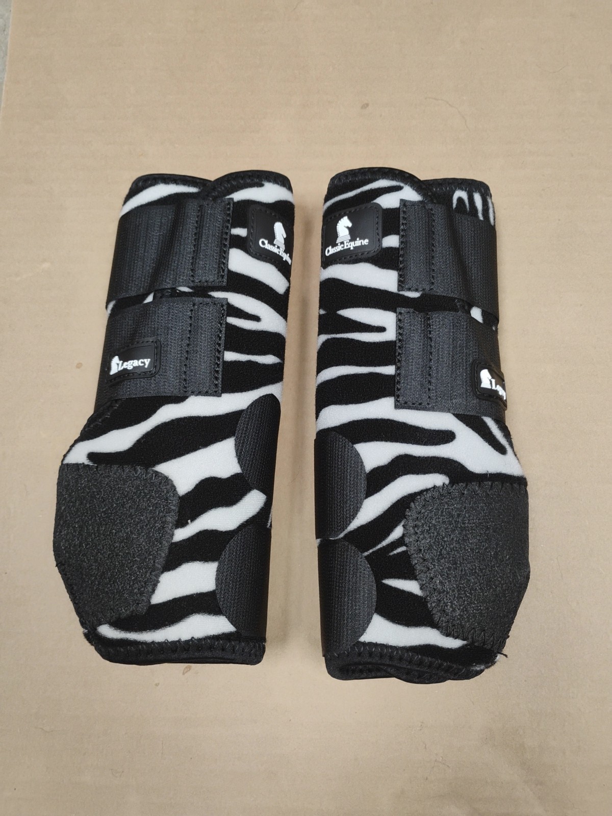 New In Package Classic Legacy CLS100 Hind Boots Zebra Medium