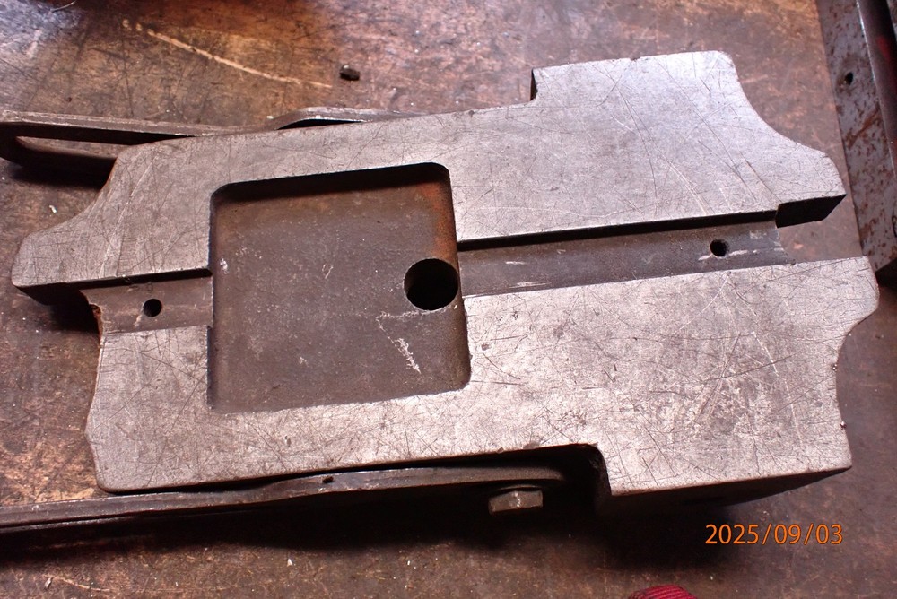 OLDER PALMGREN VISE TILT BASE CASTING WITH SIDE LOCKING BRACES