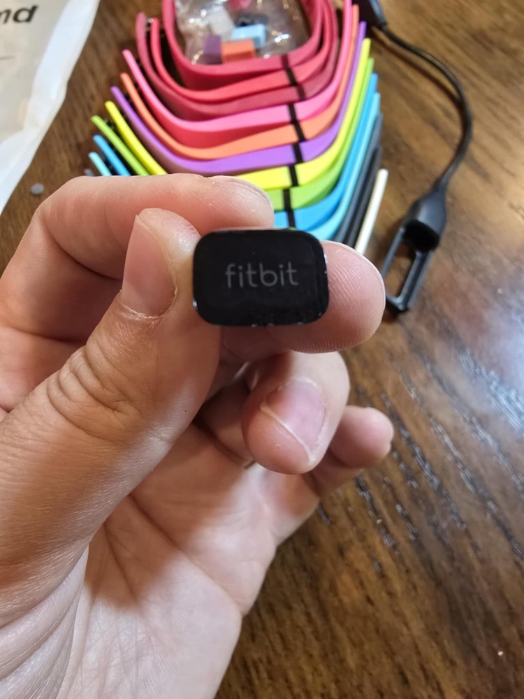 FITBIT FLEX WIRELESS ACTIVITY WRISTBAND FOR ANDROID AND IOS