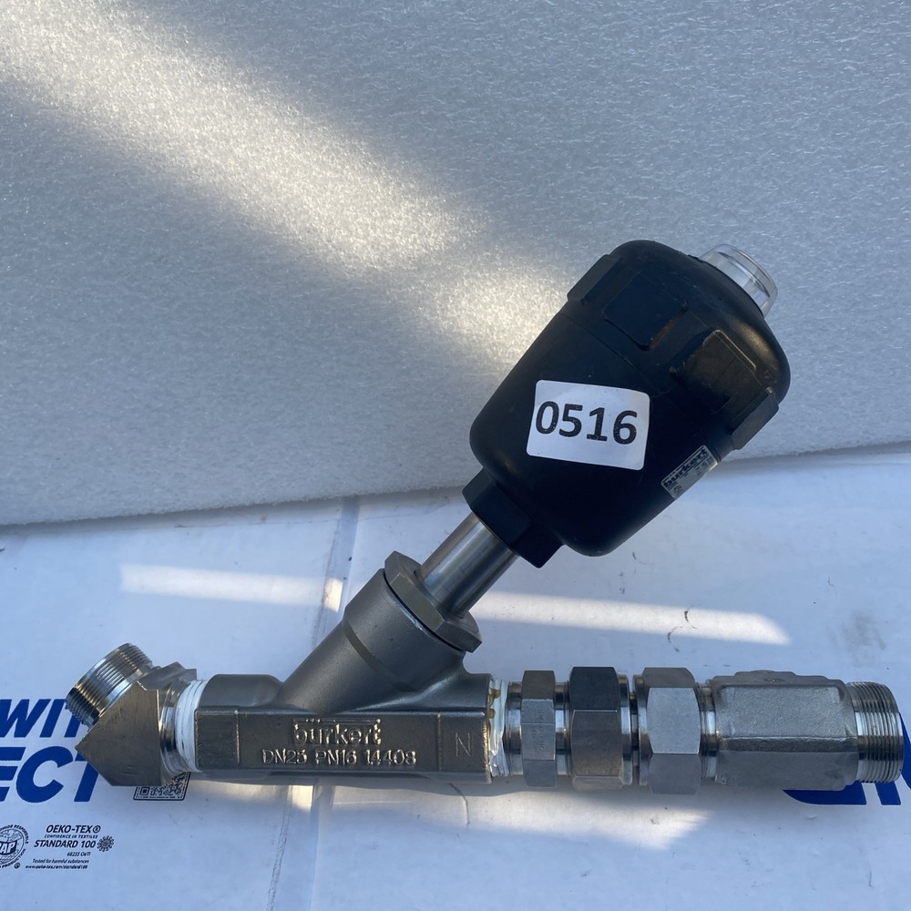 Burkert - DN25 - PN16 - 1.4408 - Valve