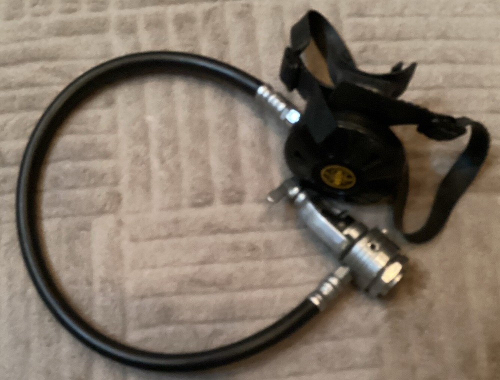 DIVERS AQUADIV  REGULATOR SET SCUBA DIVE DIVING~COUSTEAU-GAGNAN~UNTESTED