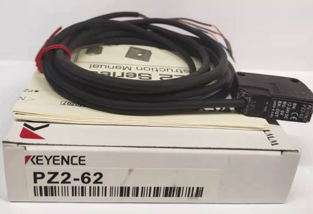 NEW KEYENCE PZ2-62 Photoelectric Sensor