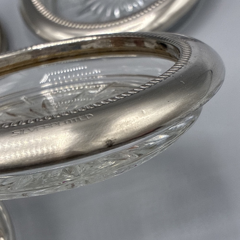 Set of 4 Silver Plated Glass Coaster -Read