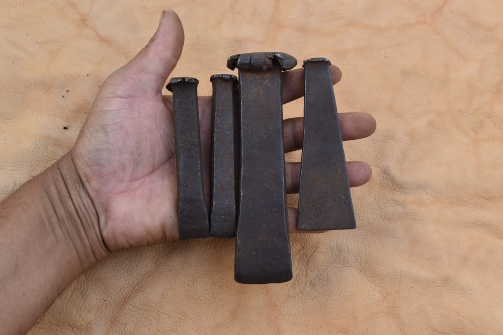 4pcs Vintage Blacksmith iron Chisel Wood Working Bricklayer Tinsmith Chisel Tool