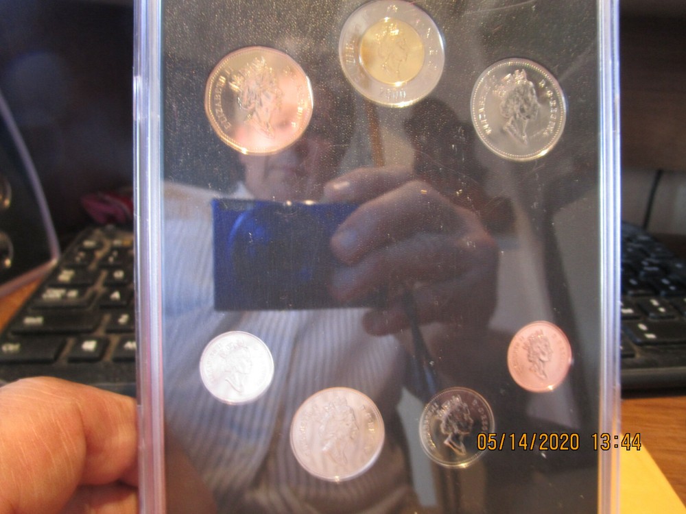 2000 Royal Canadian Uncirculated Proof Set +++++ (7)