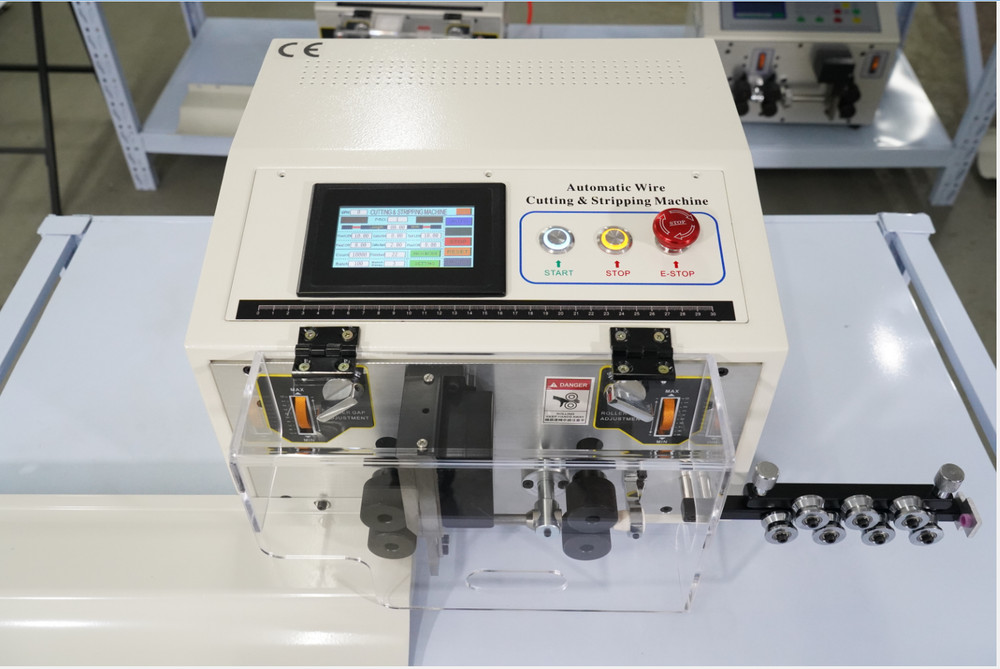 SWT-508ES Automatic Stripping Copper Wire Cut Stripper Machine 0.1 To 8mm,