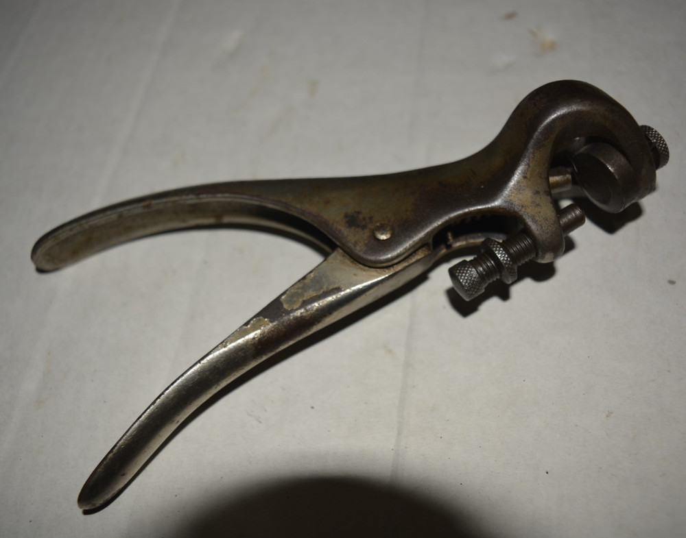 Vintage Lakeside Saw Set