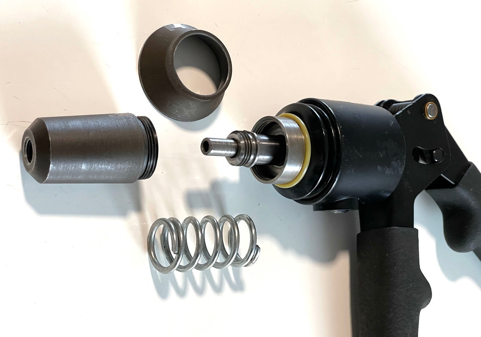 FSI D-100-MIL-1 Hydraulic Blind Rivet Gun Riveter Fastener CherryMAX NOT WORKING