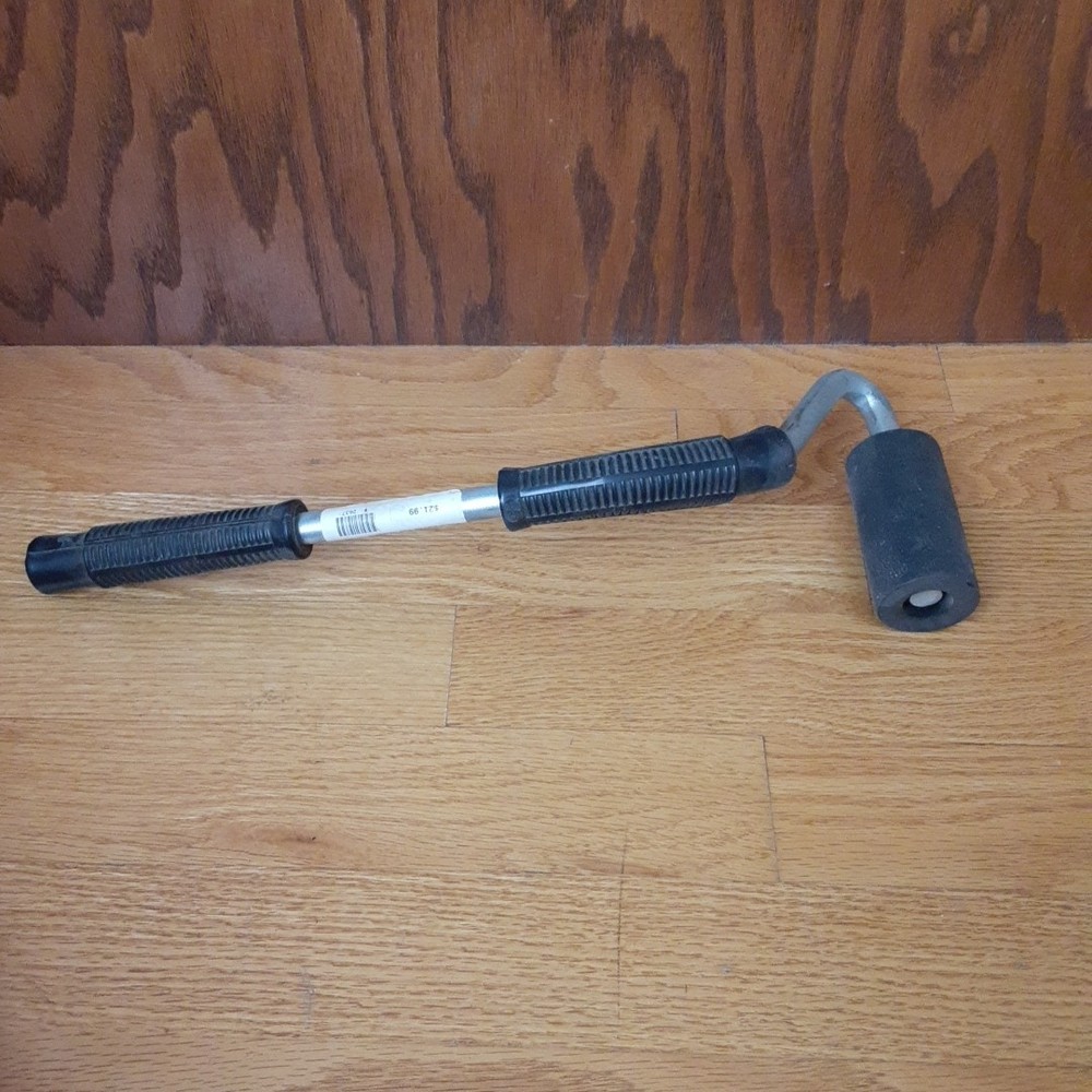 High-Pressure Rubber J-Roller – Laminate & Veneer Curved Handle Roller Tool