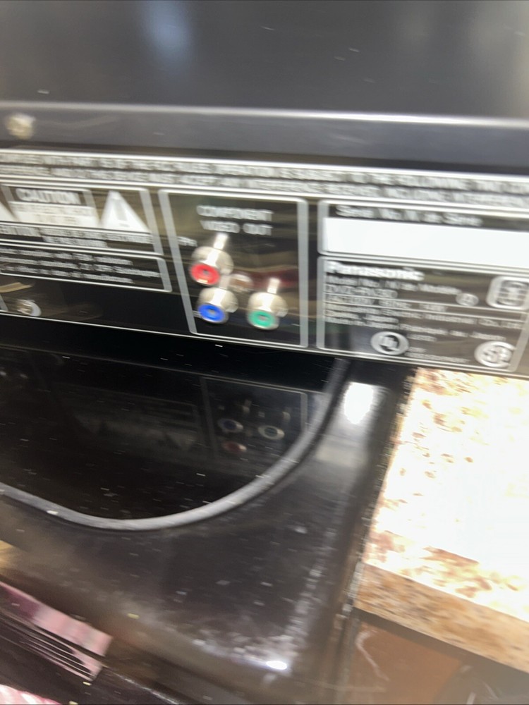 Panasonic DVD-RV30 - Video DVD / CD TESTED & WORKING No Remote