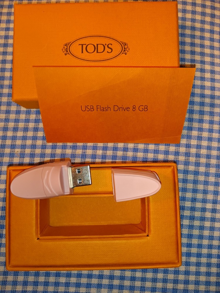 Tod's USB 8GB Flash Drive