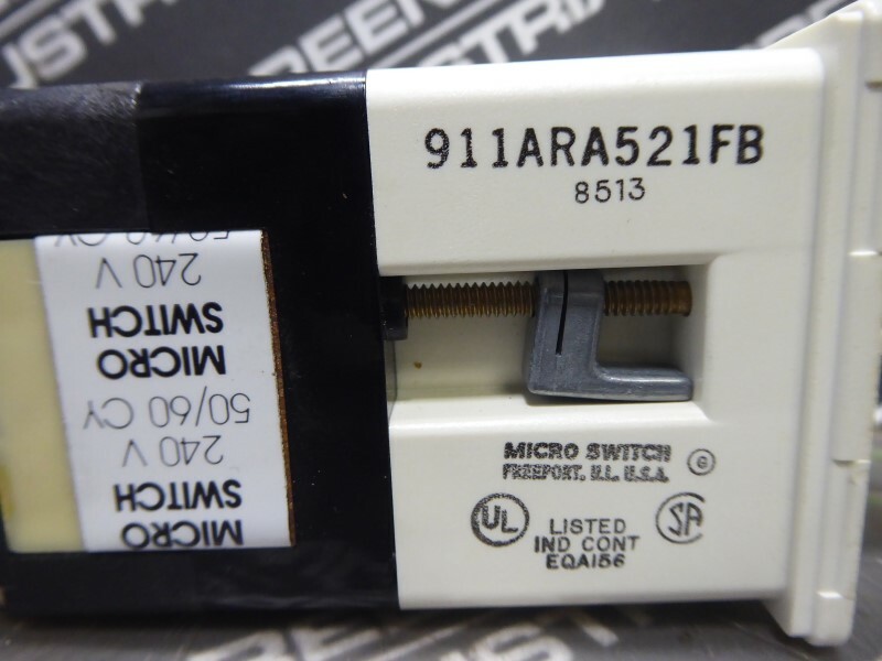 NEW Honeywell 911ARA521FB Microswitch with Indicator Lights