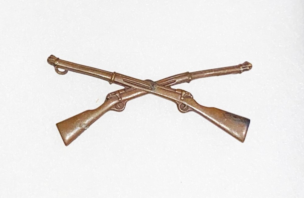 Pre-WWI Infantry Collar Device Sew Down Type
