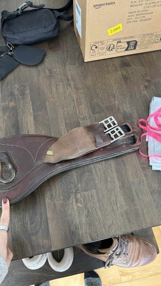 Devoucoux Brown Short Girth Size 28