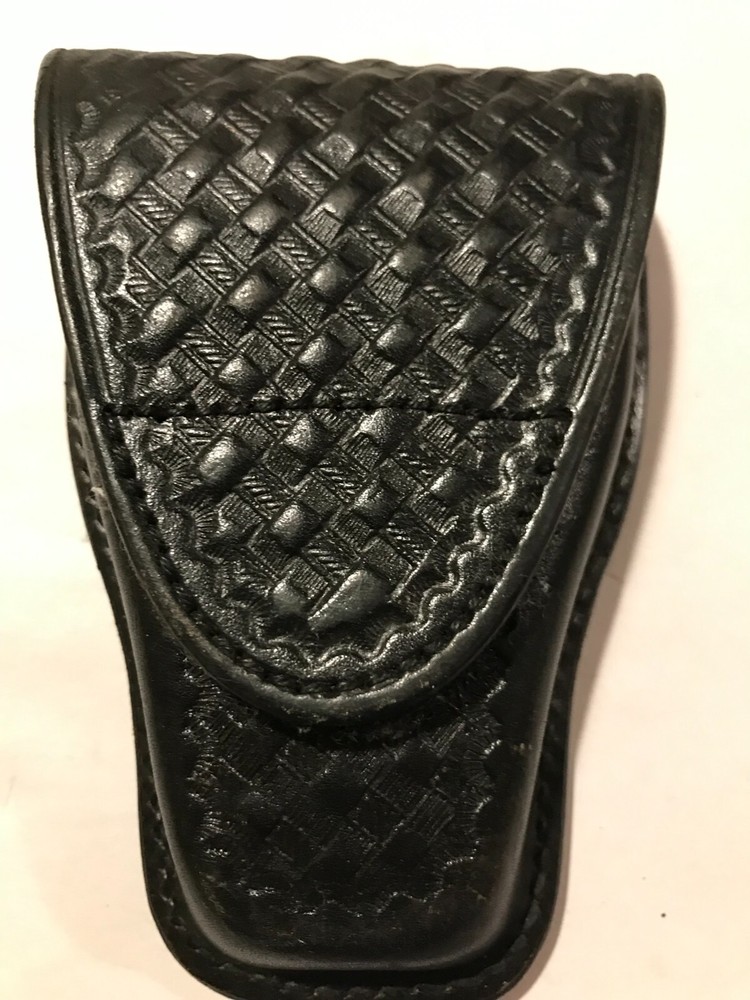 Don Hume Handcuff Pouch