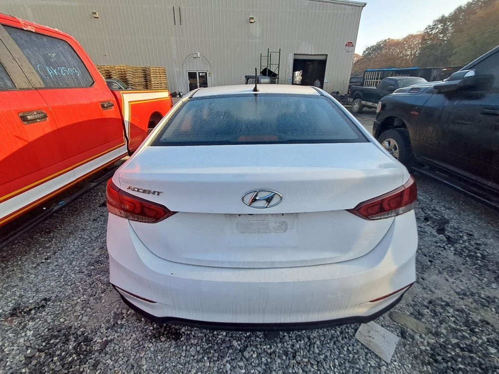 Console Front Floor Without Armrest Fits 18-22 ACCENT 4873942