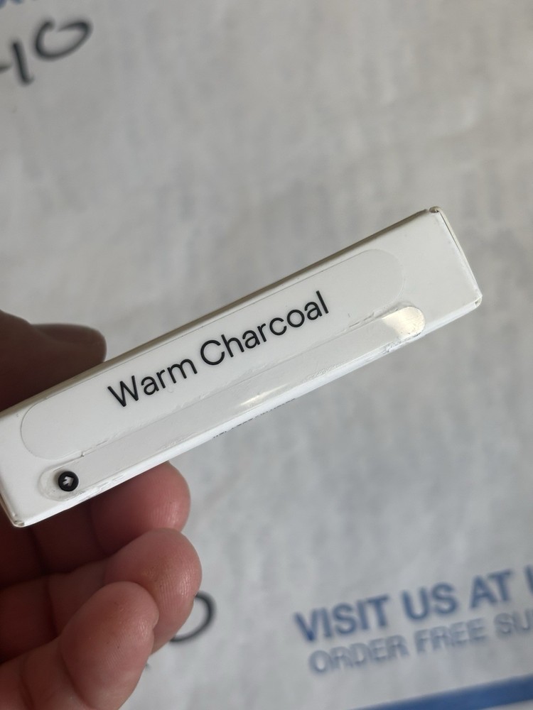 Loop - Link - Magnetic Earplugs Keeper - Warm Charcoal