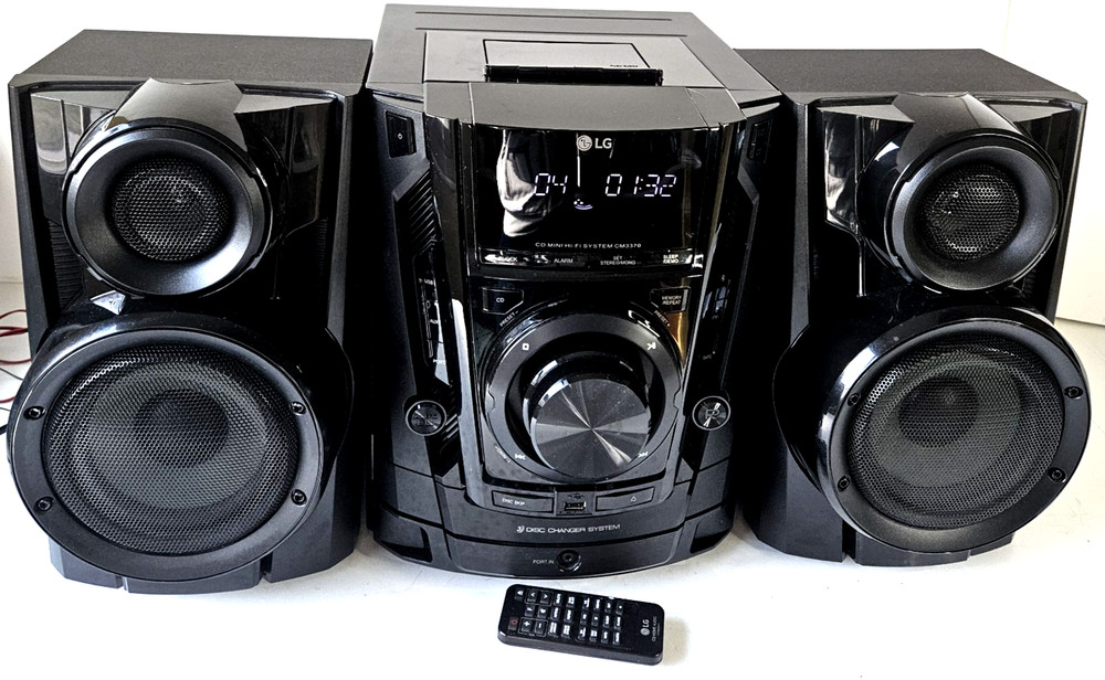 LG CM3370 Mini Hi-Fi System 200W Bluetooth CD USB w/ CMS3370 Speakers & Remote