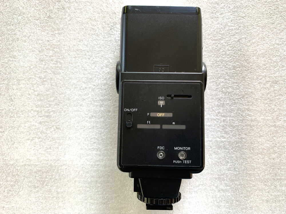 Minolta Auto Flash 220x Shoe Mount Flash TESTED