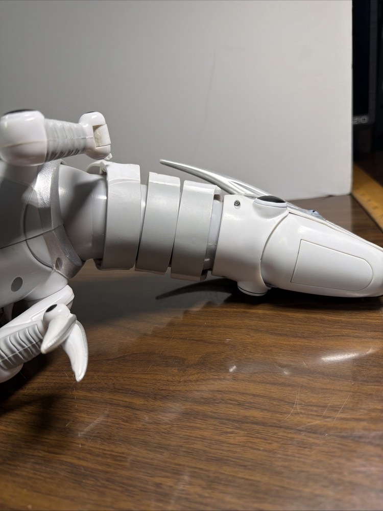 WowWee, 2005, Roboraptor, RC Robot Dinosaur
