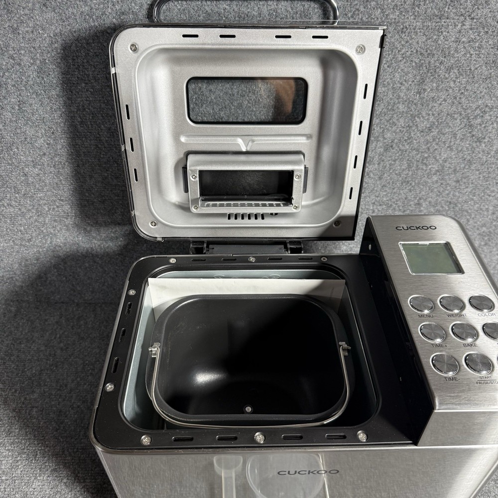 Cuckoo 2.2 lb. Multifunctional Bread Maker (CBM-AAB101S) EUC