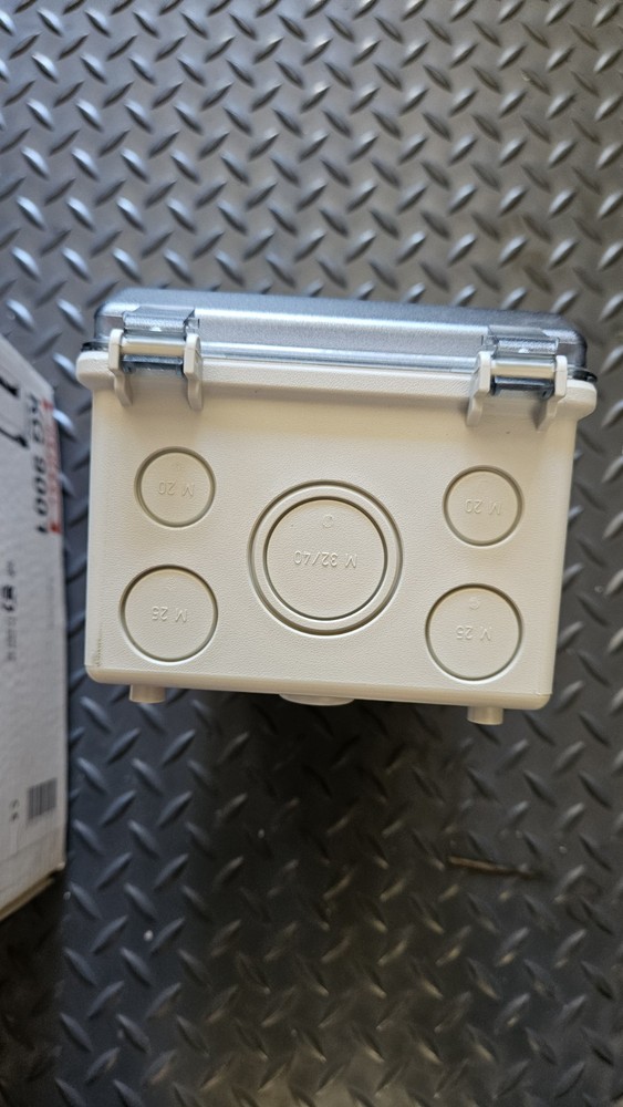 Hensel KG 9001