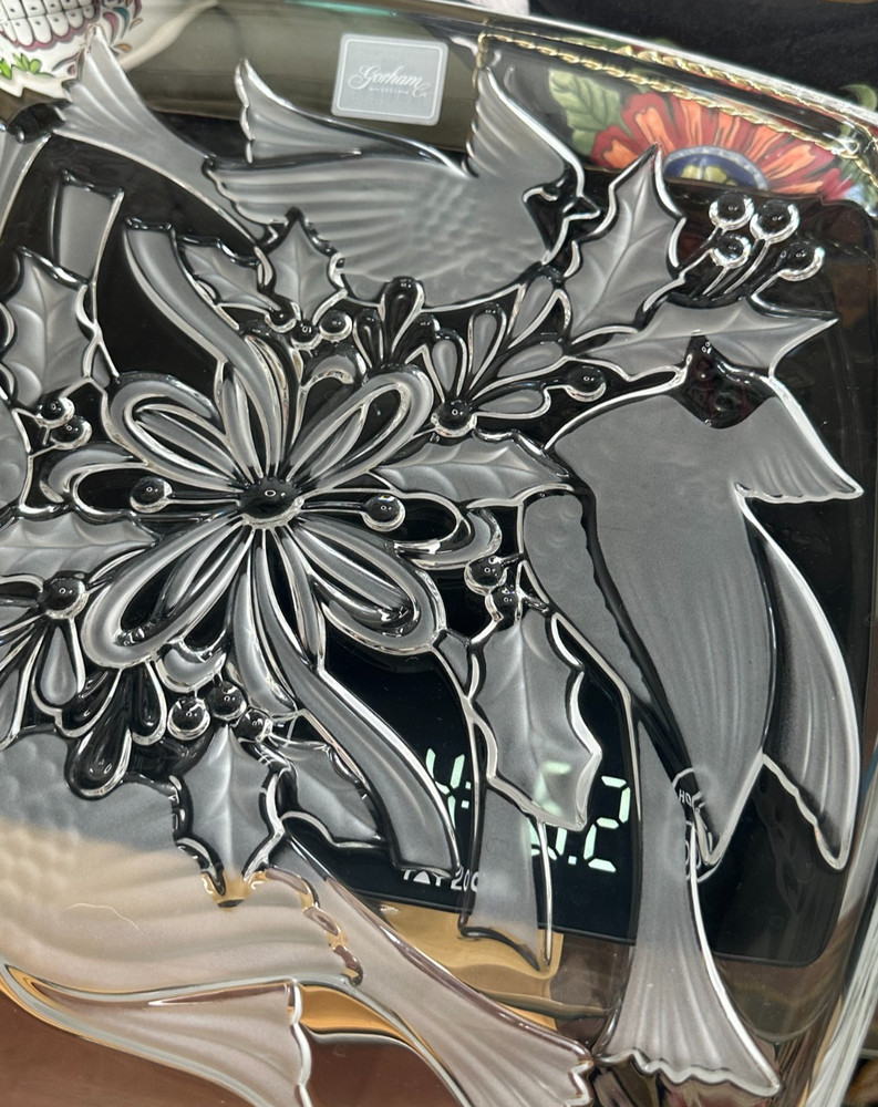 Gorham Crystal Holiday Traditions Cardinal Square Platter 12"