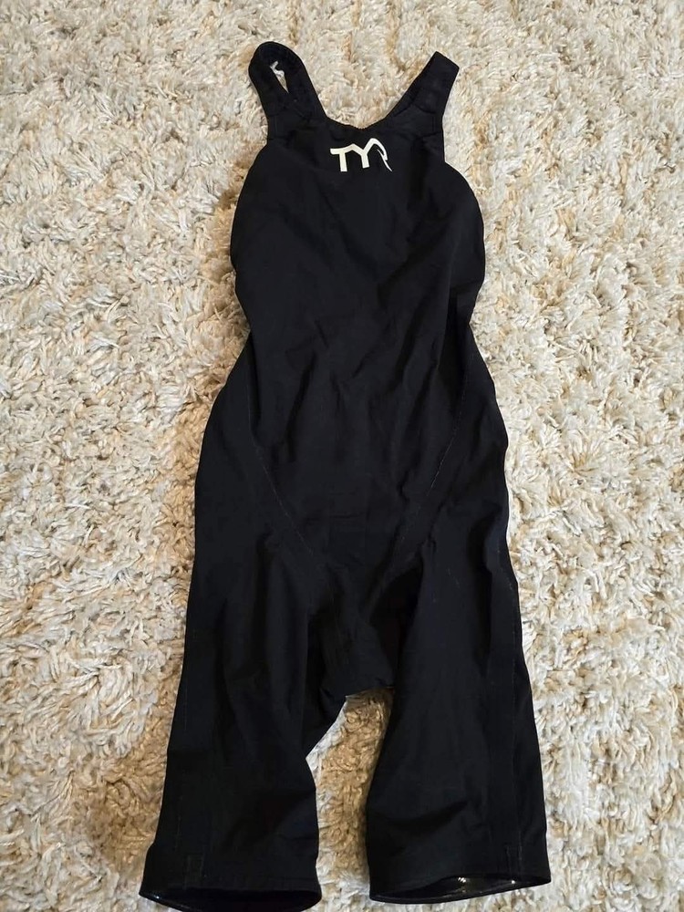 TYR Avictor Size 24 Open-back