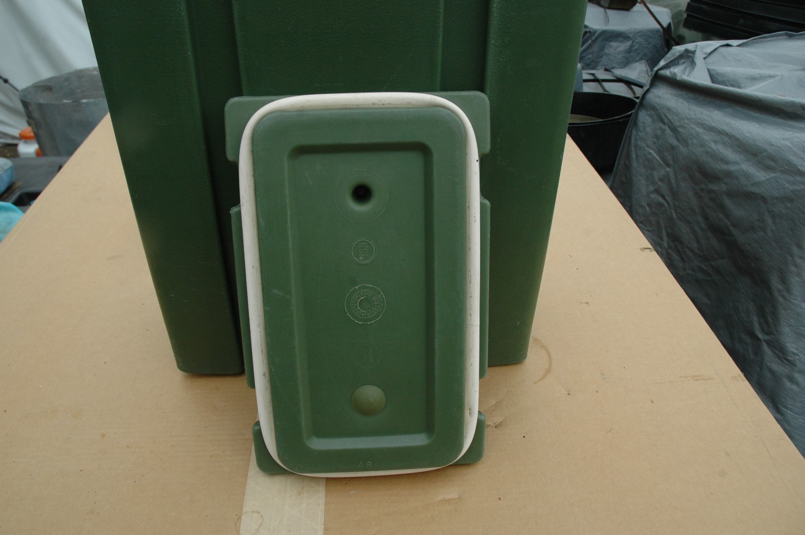 Cambro drinking/beverage container 500LCD