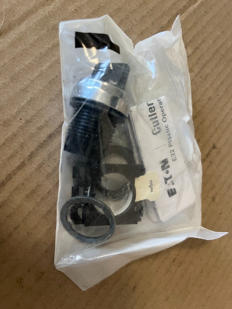Cutler Hammer, Non Illuminating Knob Selector Switch, E22XF1
