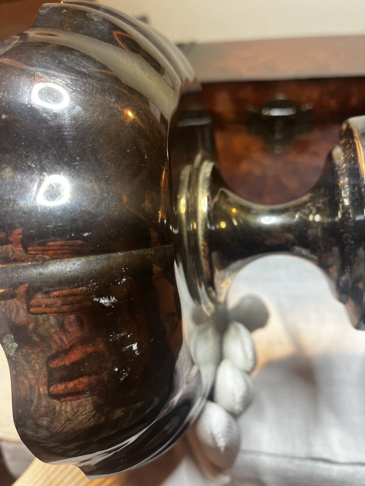 Oneida Silversmith Elevated Bowl