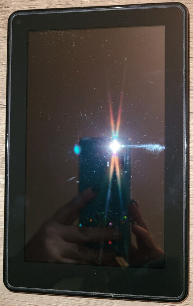 Amazon Kindle Fire tablet 1st gen - TESTED! Ready to be registered (D01400)