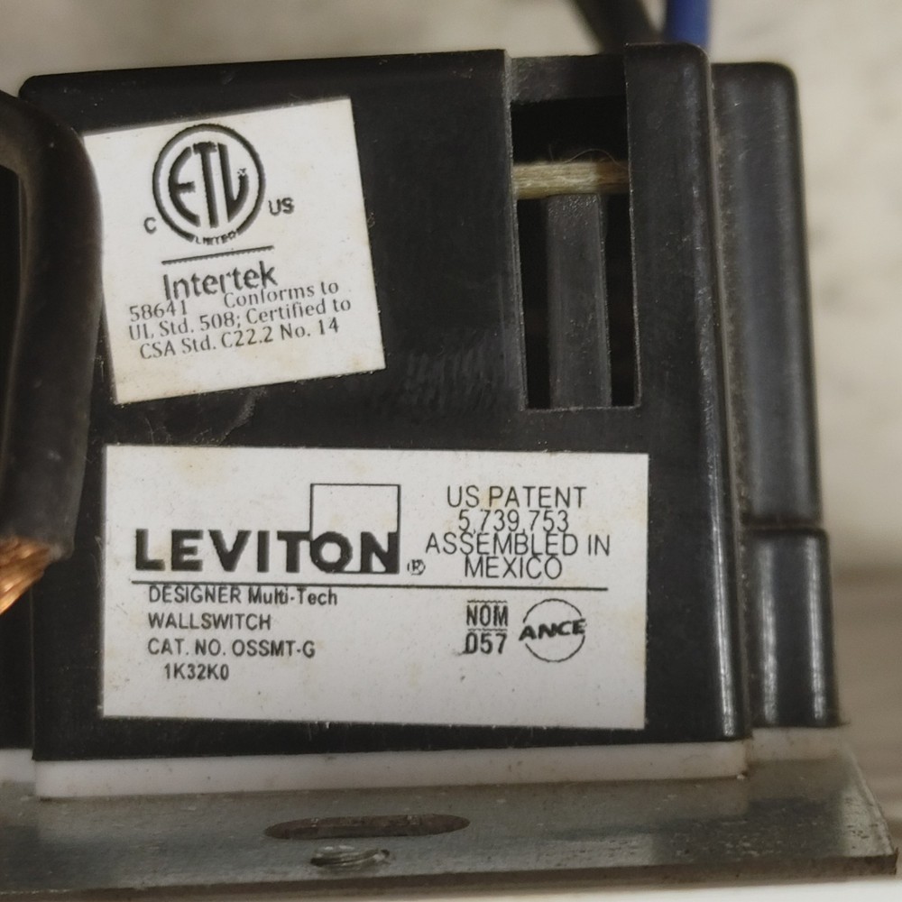 Leviton OSSMT-G Occupancy Sensor Light Switch Used Unknown Cond PIR Ultrasonic