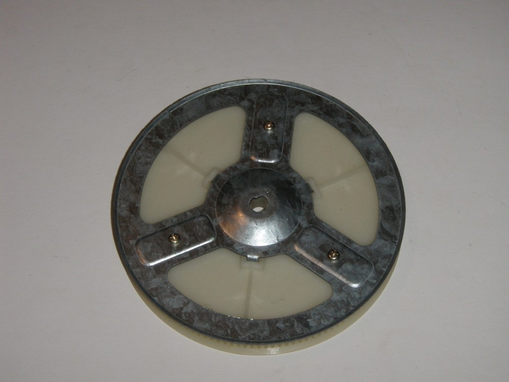 Large Gear + Keyed Frame for Hitachi Home Bakery Bread Maker Model HB-D103