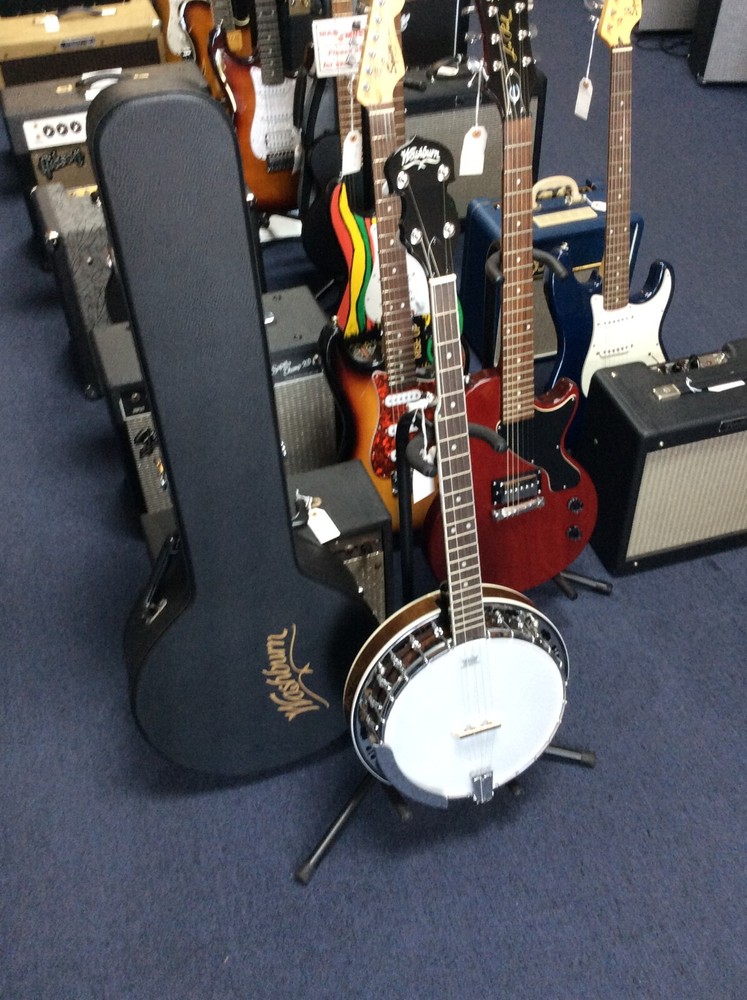 Washburn B11K Banjo (5 String) with hardshell case new!