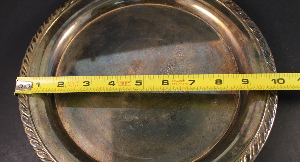 VTG Unmarked 10 1/4" Round Silverplate Platter Serving Tray