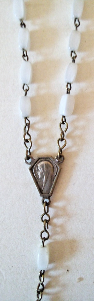 2 VTG CATHOLIC ROSARY GLASS BEADS CRUCIFIX Fo