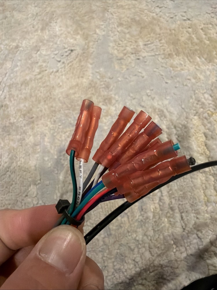 Axxess AX-GMCL2 Radio Replacement Interface Used EUC