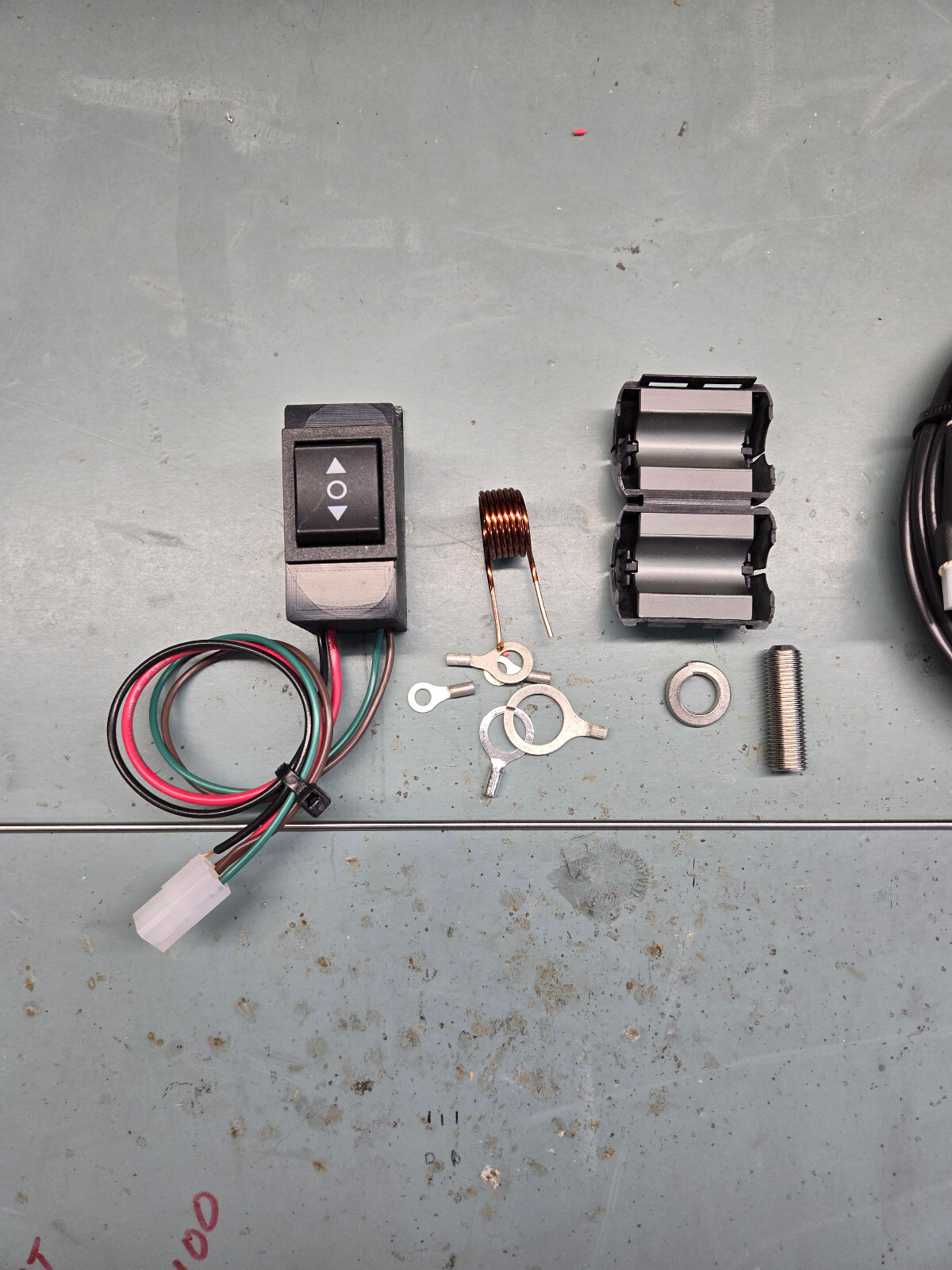 Tarheel Designs 100 PRO-HP International..10 to 80 meters....Black