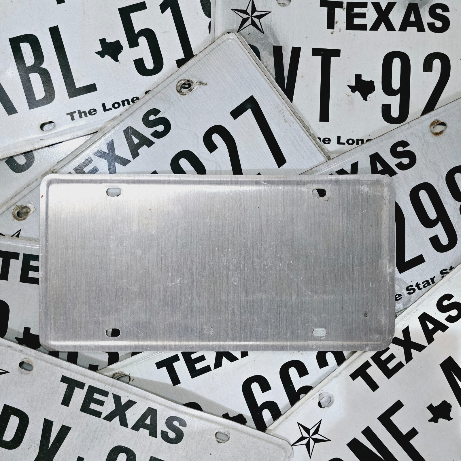 TEXAS LICENSE PLATE 🔥FREE SHIPPING🔥~ 1 ~ w/ RANDOM NUMBERS & LETTERS