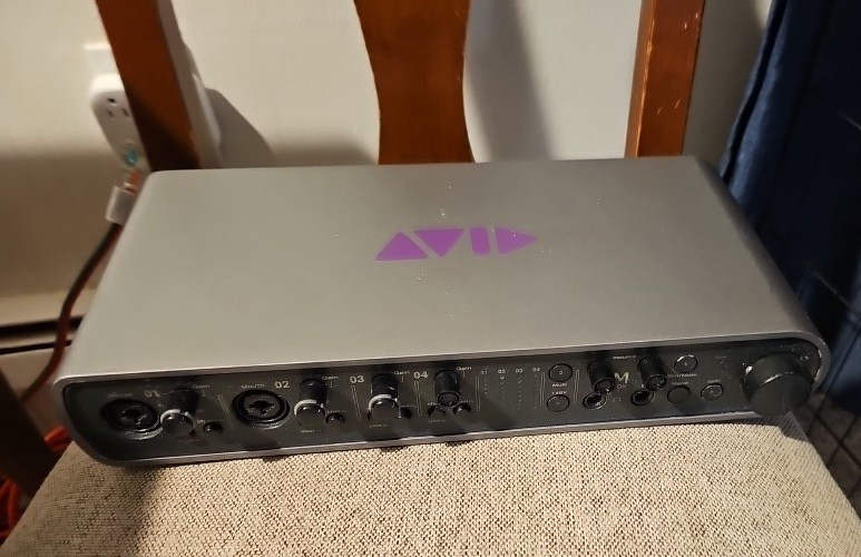 M-BOX 3 PRO/PC FIREWIRE CARD/6 Cables